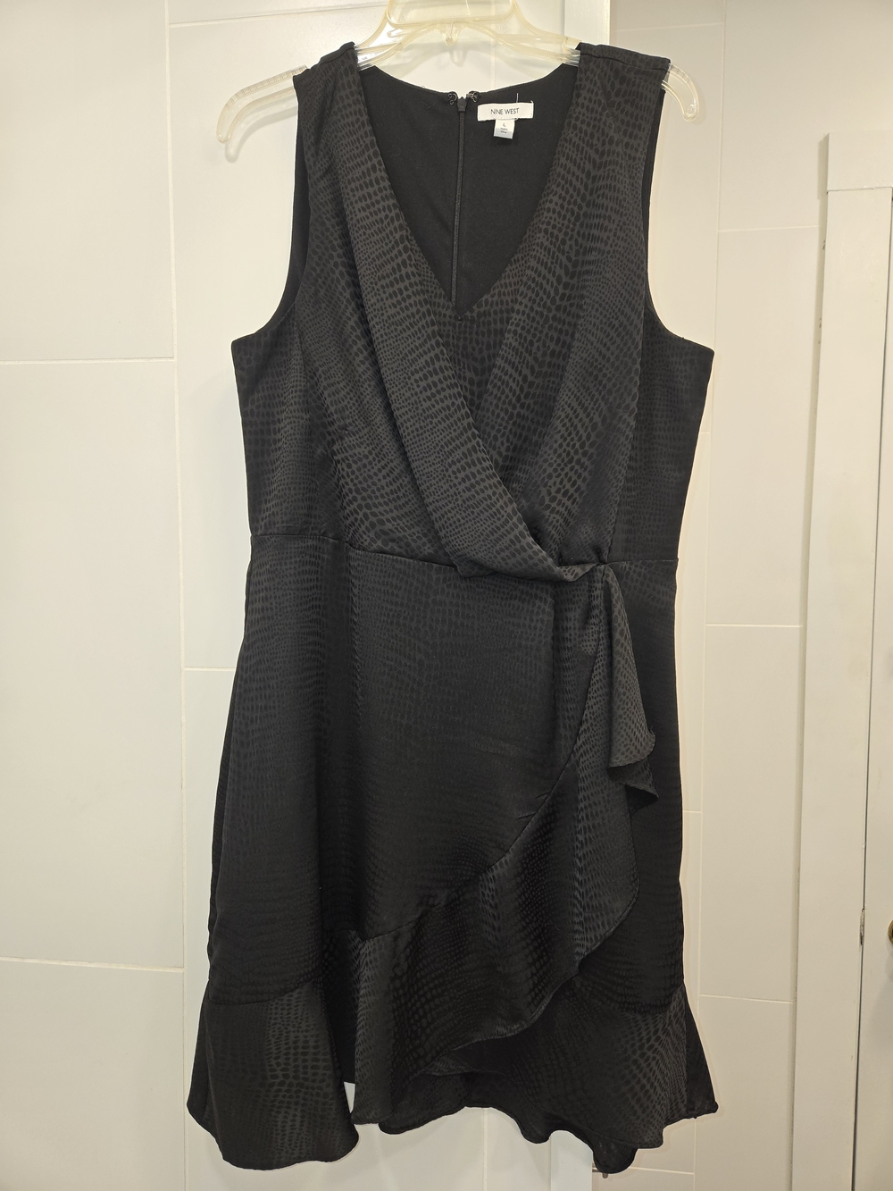 Nine West Black Wrap Sleeveless Dress Ruffle Hem, Sz L